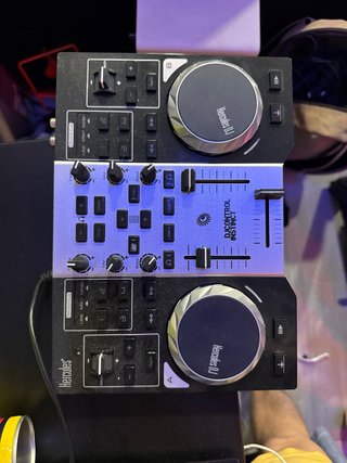 Controlador DJ Hercules