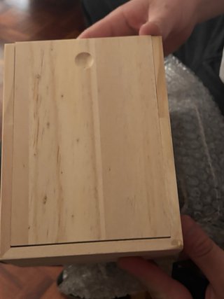 Cajita de madera con divisiones