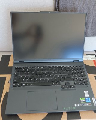 Lenovo Legion Pro 5 RTX 4070 + Pack Razer