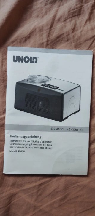 Mantecadora estilo heladera profesional
