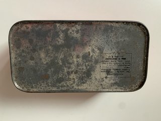 Scatola di latta Krumiri Rossi vintage