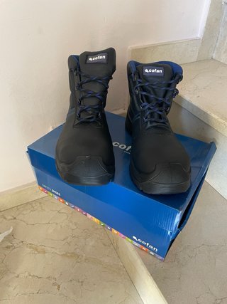 Botas de seguridad Cofan ISKUR sin estrenar