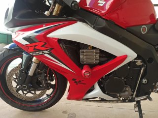 Suzuki GSX-R 600 Roja y Blanca