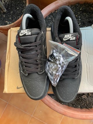 Nike Air Jordan 1 Travis Scott Negro