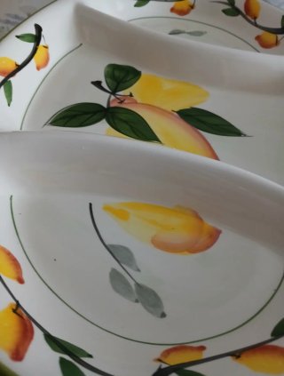 Salsiera in ceramica con limoni