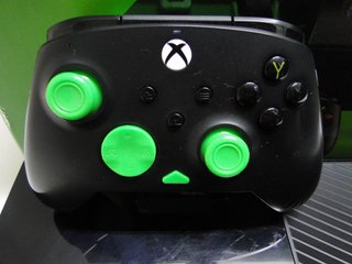 XBOX ONE CON SCATOLA E COMANDO 500GB (179762)