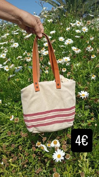 Muchos bolsos Bonitos y Baratos