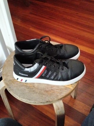 Zapatillas SSSJT Fashion Negras y Blancas hombre