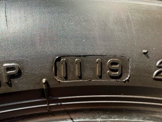 Neumáticos Bridgestone 245/45/18 100Y