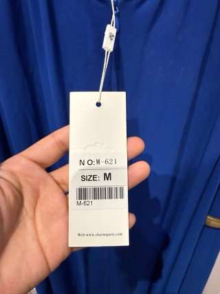 Vestido de fiesta azul con pedrería