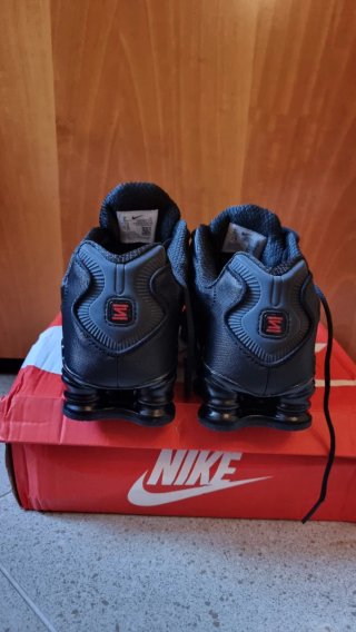 Nike Shox TL Scarpe Uomo Nero