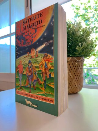 Satélite Maldito – Libro Juego de Aventuras