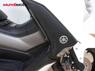 YAMAHA NMAX