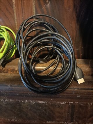 Caricabatterie e cavi USB