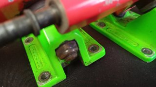 Ejes Longboard Caliber II 180mm + Tornillos