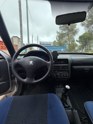 Peugeot 106 max 2000