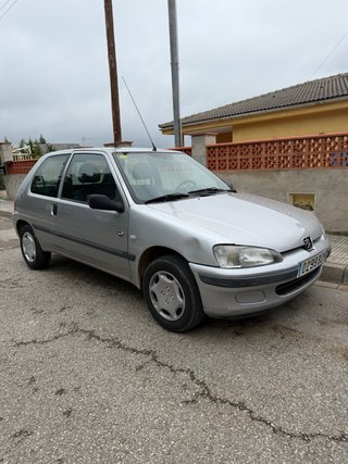 Peugeot 106 max 2000