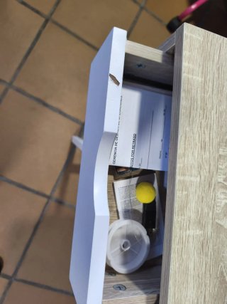Mesa de escritorio madera y blanco