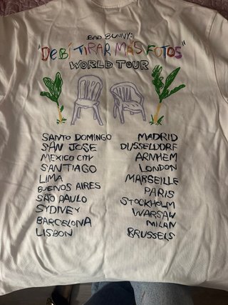 Camiseta Bad Bunny DTMF World Tour Beige Talla M