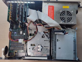 IBM 5160 XT Turbo + Monitor CRT + Teclado