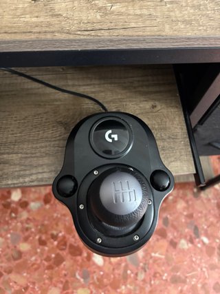 Volante, Pedales y Palanca Logitech