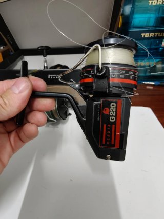 Lote 4 carretes pesca antiguos Gladia Mitchell