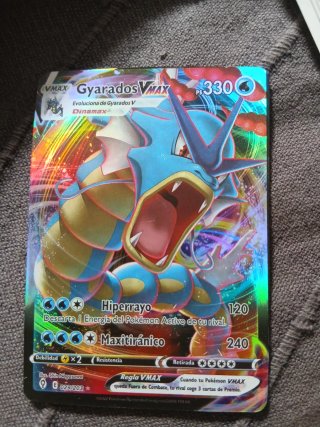 Carta Pokémon Mew VMAX 114/264