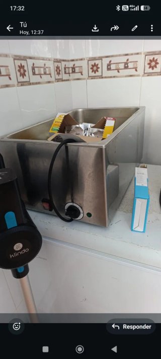 Lote máquina de cocina naranja y plateada