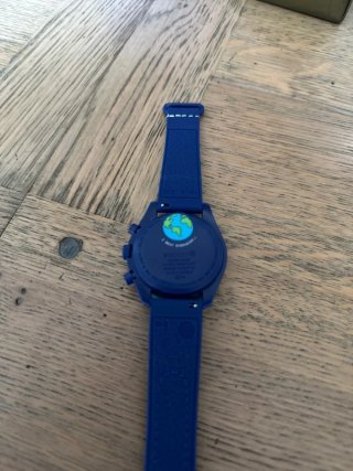 Swatch x Omega Speedmaster Snoopy