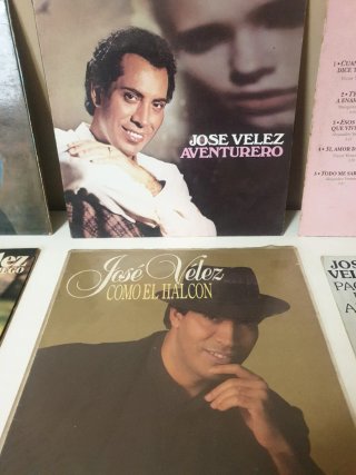 Vinilos de José Vélez