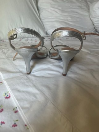 Conjunto Sandalias y Bolso Vizzano Plata