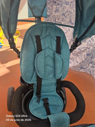 Triciclo infantil en perfecto estado