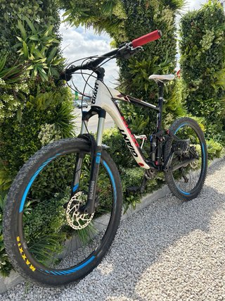 Bicicleta Giant Doble Suspensión