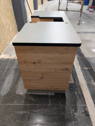 Mostrador Caja / Recepción Estilo Industrial