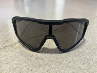 Gafas de sol deportivas