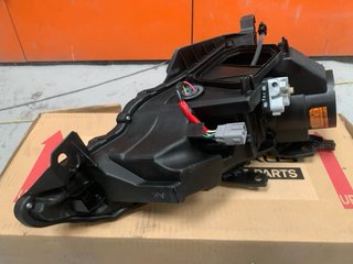 Faro izq. nuevo original Toyota GT86-Subaru BRZ