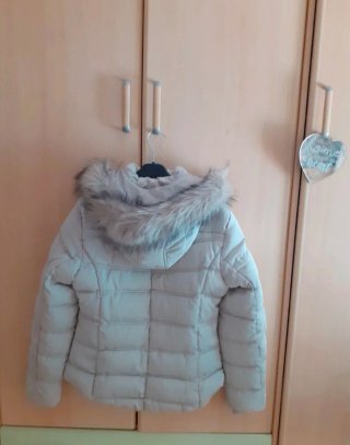 Chaquetón gris acolchado