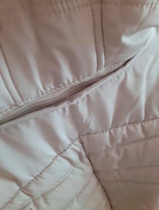 Chaquetón gris acolchado