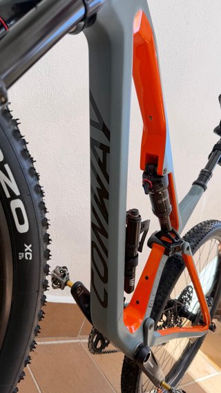 Bicicleta Conway RLC FS 4.9 carbono