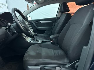 Volkswagen Passat 2012 ¡BUEN ESTADO FINANCIABLE!