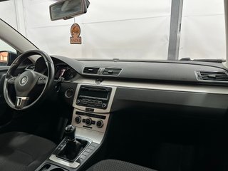 Volkswagen Passat 2012 ¡BUEN ESTADO FINANCIABLE!