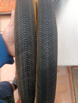 Cubierta Gravel Speeders tufo 700x 44 c