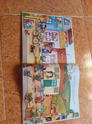 Teo y sus amigos tapa dura edición grande