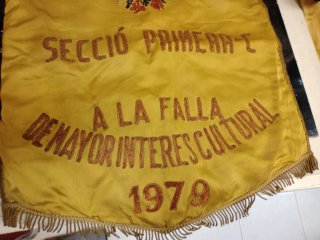 Estandarte  fallero.Ministerio de Cultura antiguo