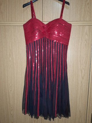 Vestido de fiesta lentejuelas rojo y negro