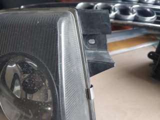 Faro Derecho (piloto)Nissan Terrano