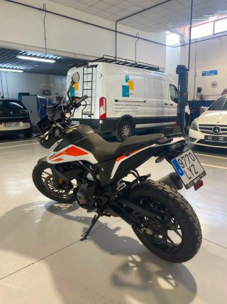 KTM 390 Adventure! 5000km mejor precio imposible.