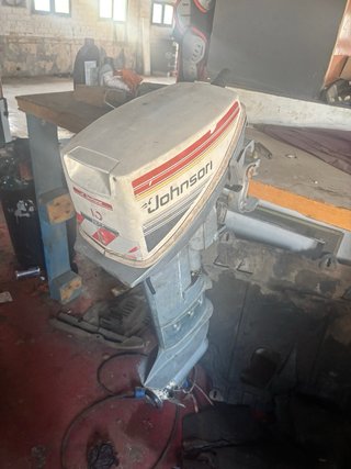 Motor fueraborda Johnson 15CV
