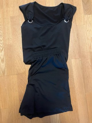 Conjunto camiseta sin mangas y pantalón corto