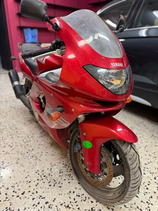Yamaha YZF600R Thundercat Roja